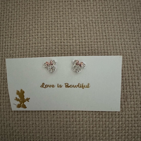 Minnie Mouse Earring & Stuffy Set 💎🍒 ❤️ 💌 - Picture 3 of 8